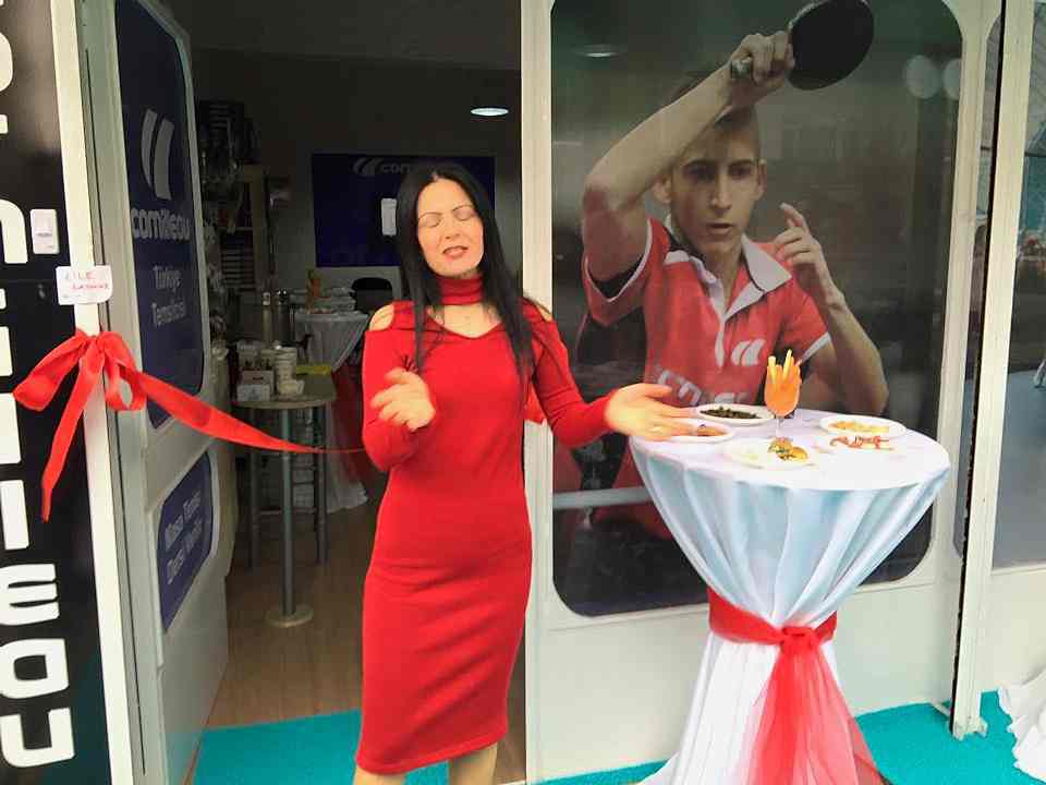 AYŞEGÜL AYDIN VE AÇILIŞ KONUŞMASI